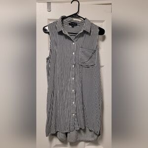 Velvet heart Sleeveless button down long shirt size m